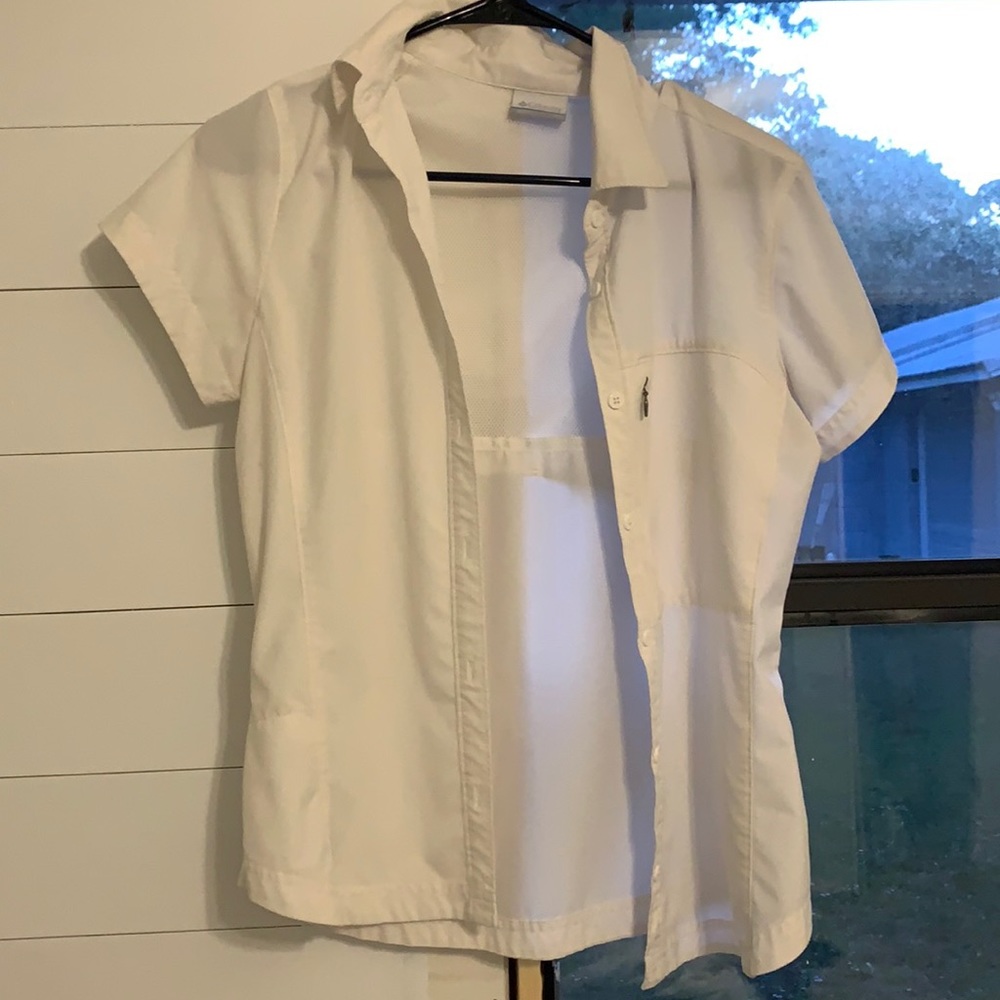 XS white color Columbia button up